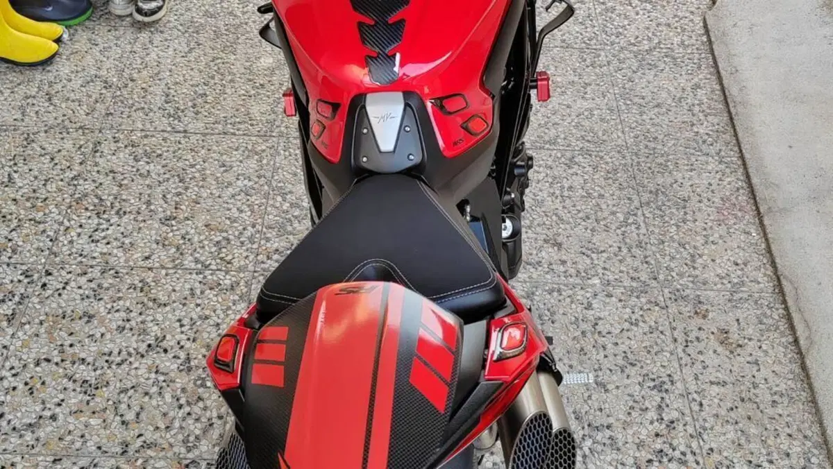 MV Agusta Brutale 1000 RS (2022 - 26)  (4)