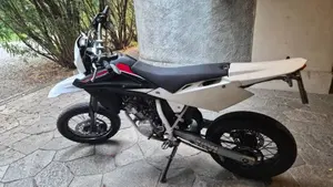 Husqvarna SMR 125 (2011 - 13)  (4)