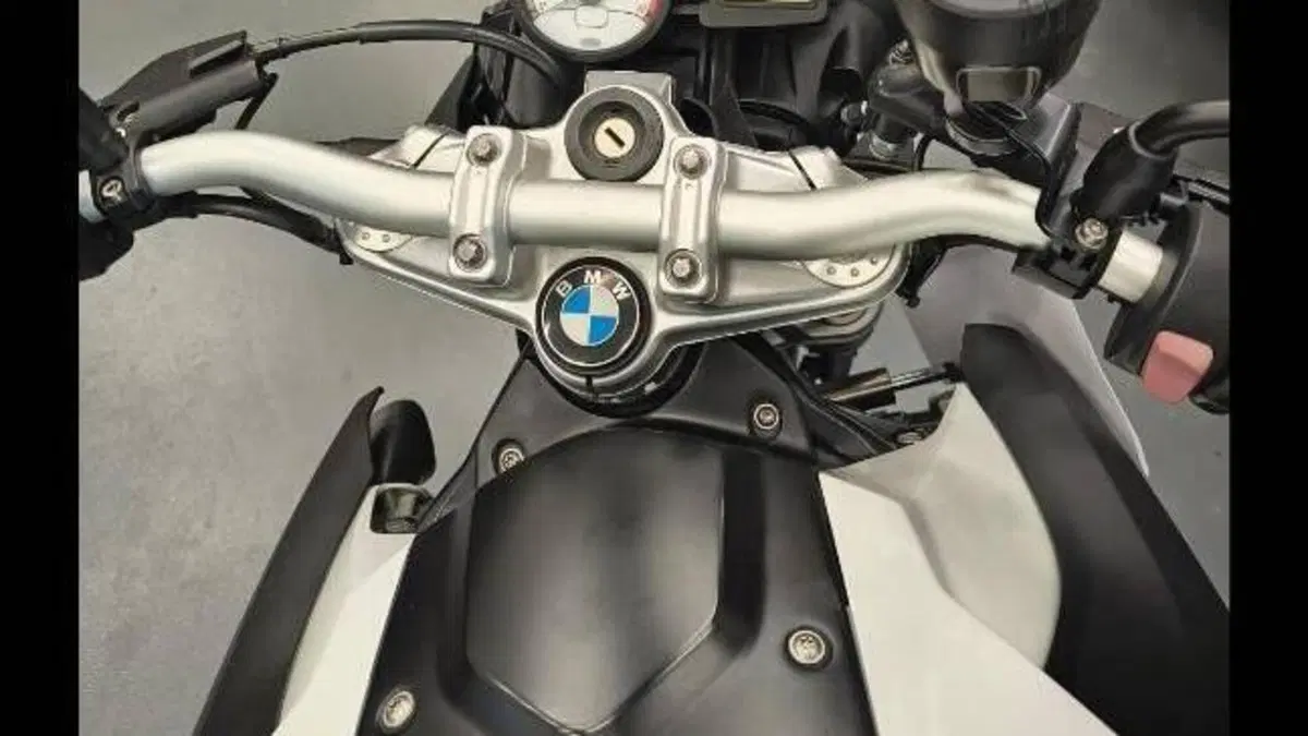 Bmw F 800 R (2009 - 11)  (5)