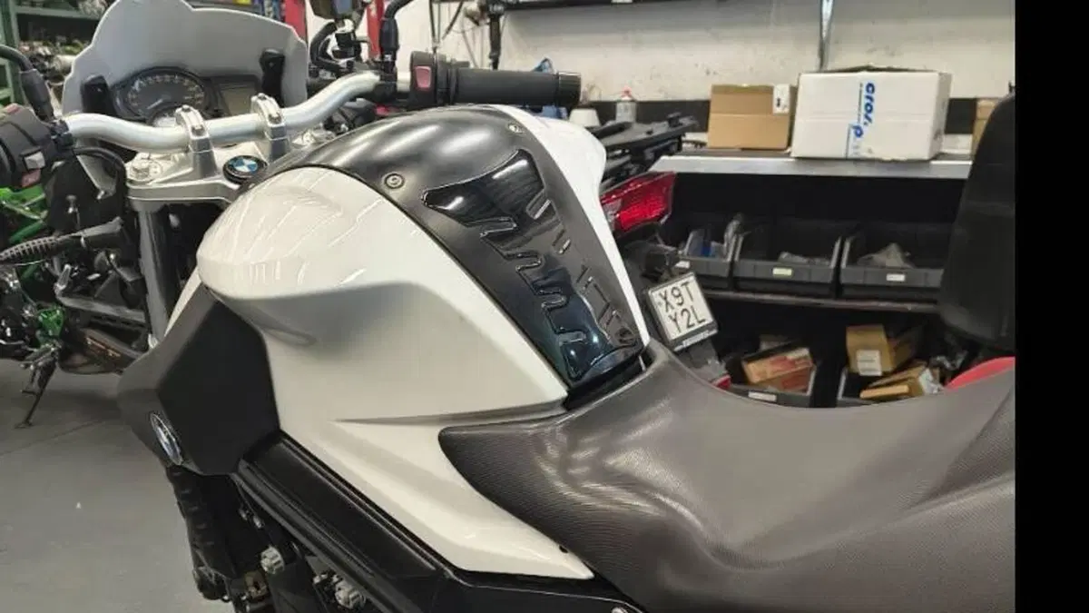 Bmw F 800 R (2009 - 11)  (6)