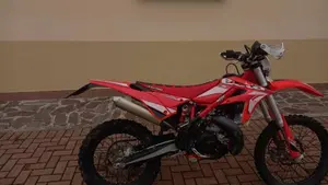 Betamotor Xtrainer 250 2t (2018 - 19)  (3)