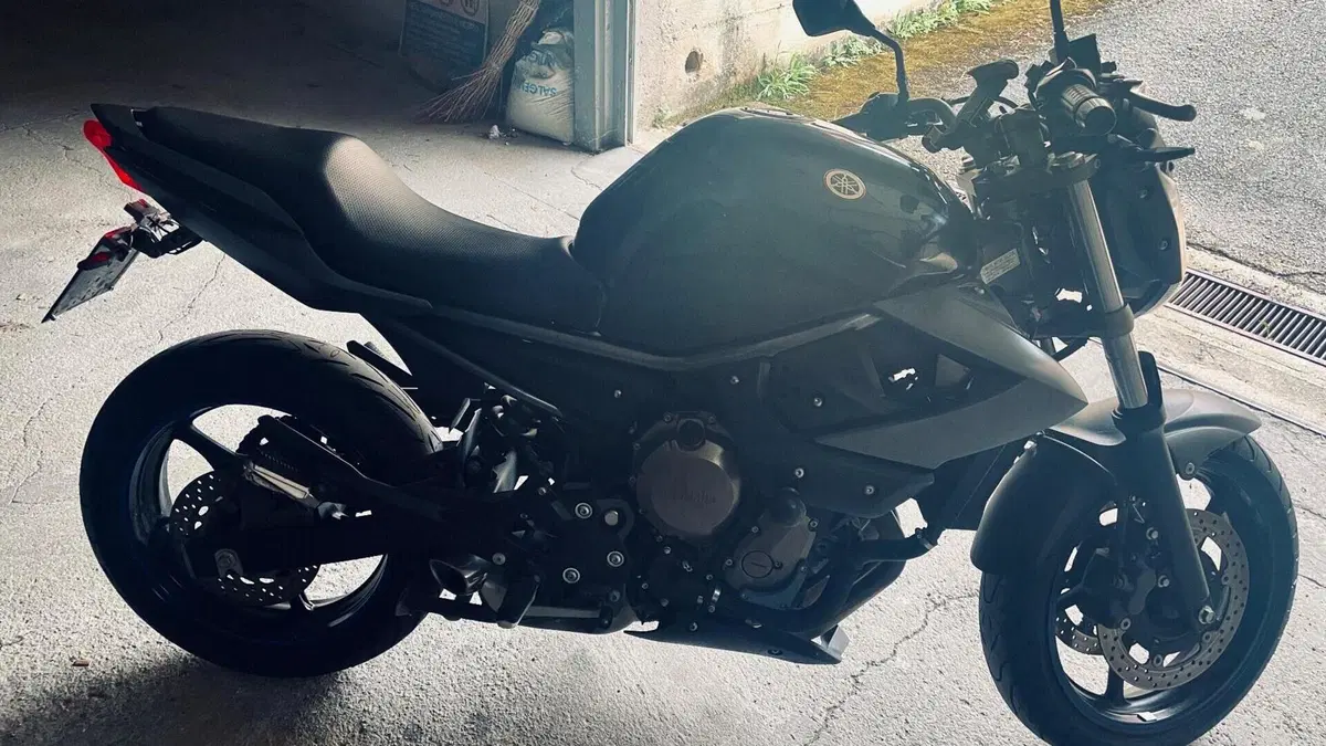 Yamaha XJ6 (2008 - 15)  (5)