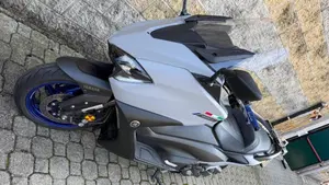 Yamaha T-Max 560 (2020 - 21)  (2)
