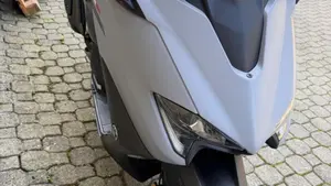 Yamaha T-Max 560 (2020 - 21)  (4)
