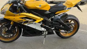 Yamaha YZF R6 (2006 - 07)  (3)