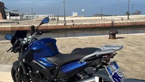 Bmw F 800 R (2009 - 11)  (4)