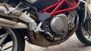 MV Agusta Brutale 910 S (2005 - 11)  (2)
