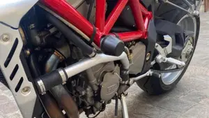 MV Agusta Brutale 910 S (2005 - 11)  (5)