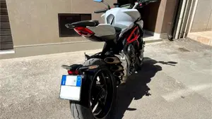 MV Agusta Brutale 800 EAS ABS (2016 - 19)  (4)