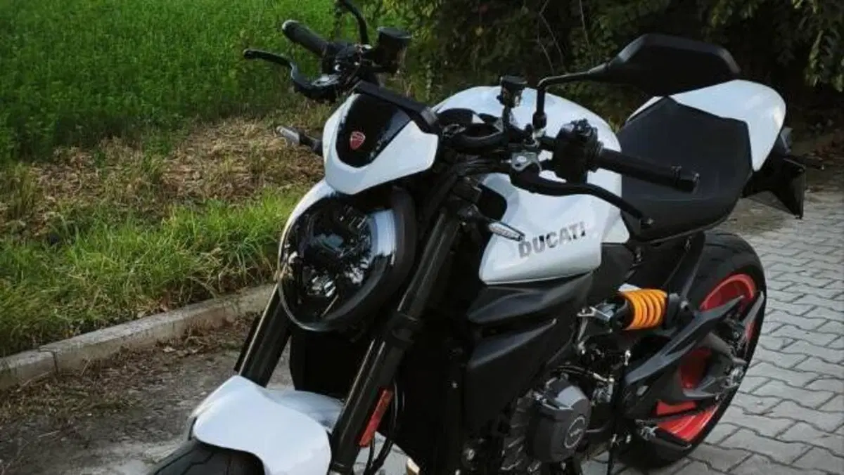 Ducati Monster 890 + (2026)  (3)