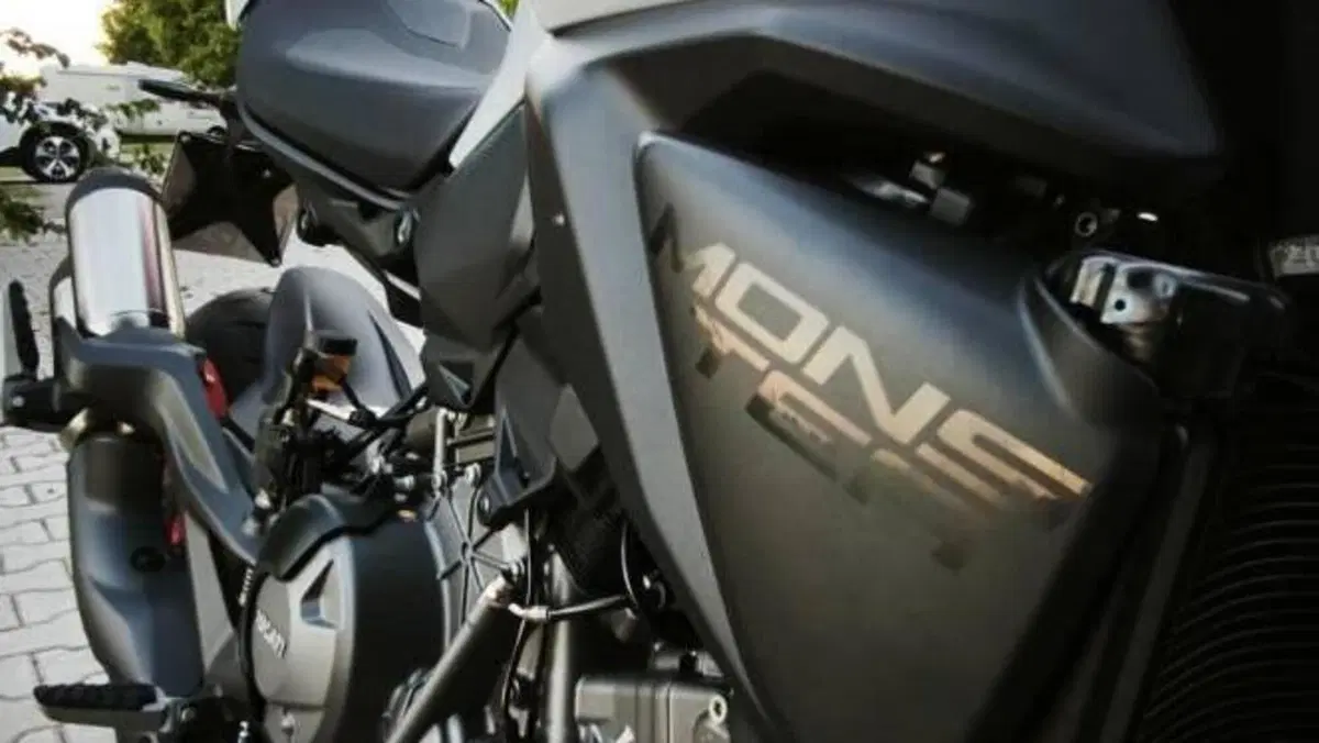 Ducati Monster 890 + (2026)  (7)