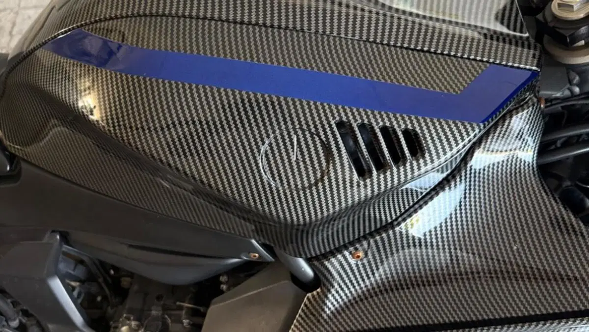 Yamaha YZF R7 (2021 - 25)  (3)