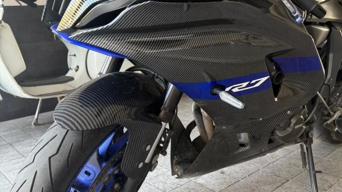 Yamaha YZF R7 (2021 - 25)  (6)
