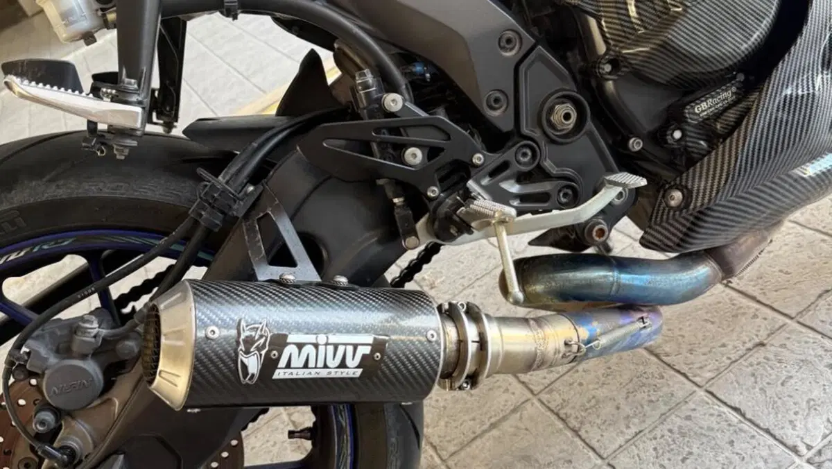 Yamaha YZF R7 (2021 - 25)  (11)