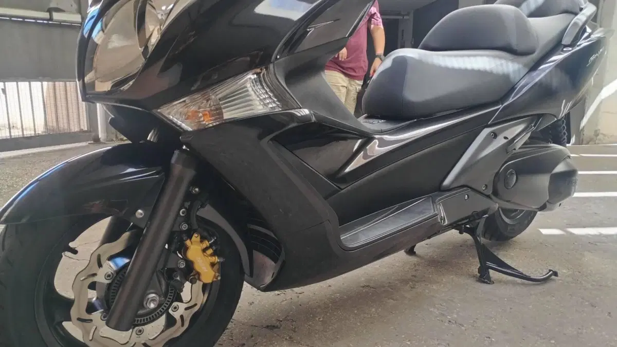 Honda SW-T 600 ABS (2012 - 16)  (3)
