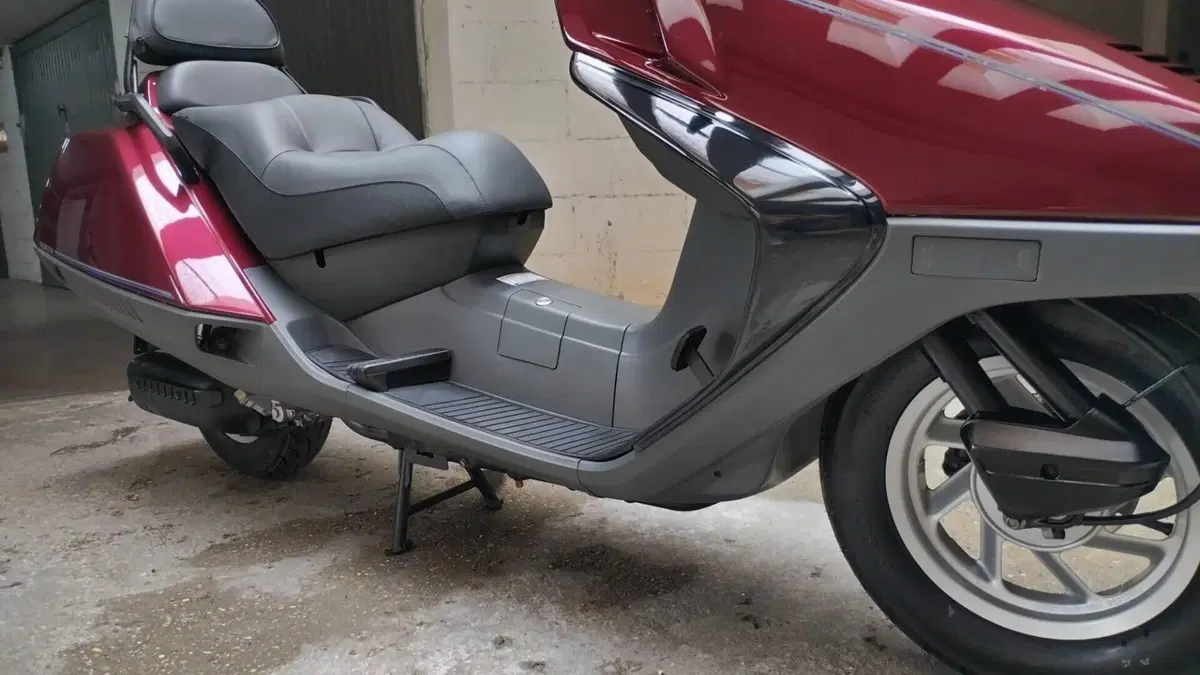 Honda CN 250  (10)
