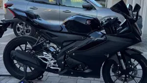 Yamaha YZF R125 (2023 - 26)  (3)
