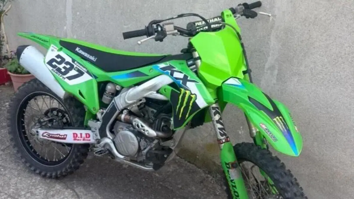 Kawasaki KX250F (2023)  (3)