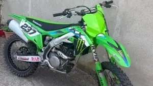 Kawasaki KX250F (2023)  (3)