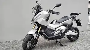 Honda X-ADV 750 (2025 - 27)  (5)