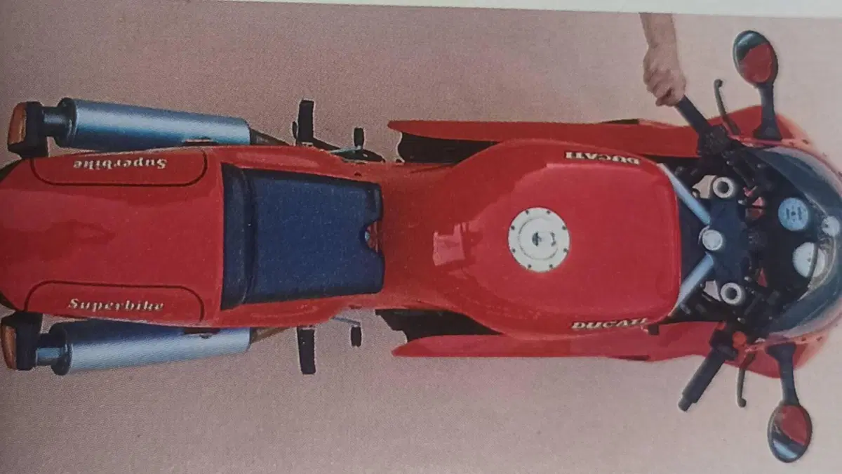Ducati   (4)