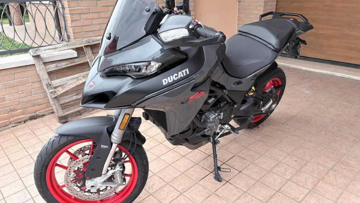 Ducati Multistrada V2 S (2022 - 24)  (2)