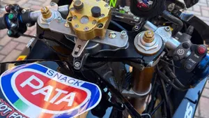 Yamaha YZF R6 (2008 - 09)  (6)