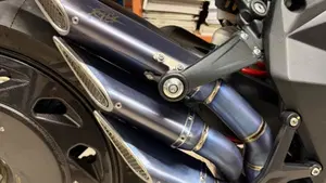 MV Agusta Dragster 800 RR Ottantesimo (2025 - 26)  (5)