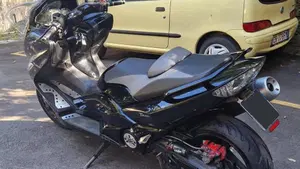 Yamaha T-Max 500 (2008 - 12)  (2)
