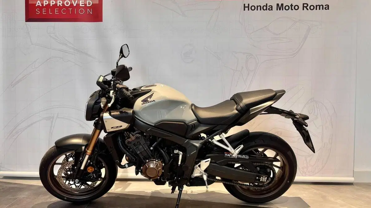 Honda CB 650 R E-Clutch (2024 - 26)  (2)