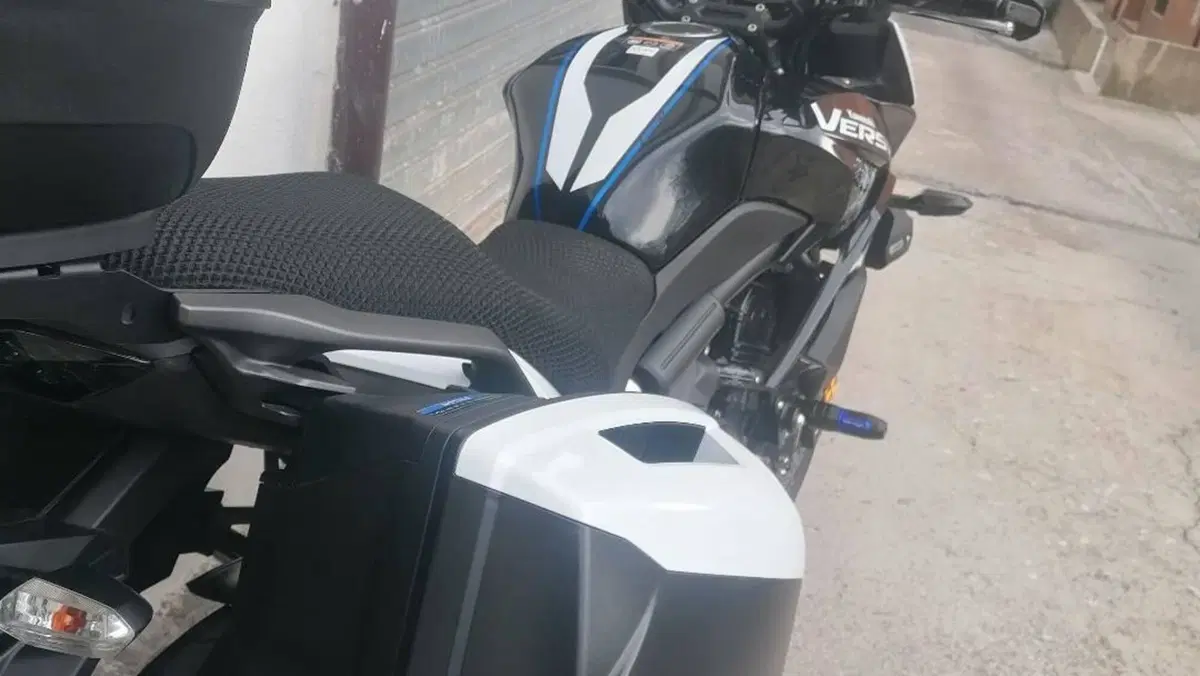 Kawasaki Versys 650 Tourer Plus (2021)  (2)