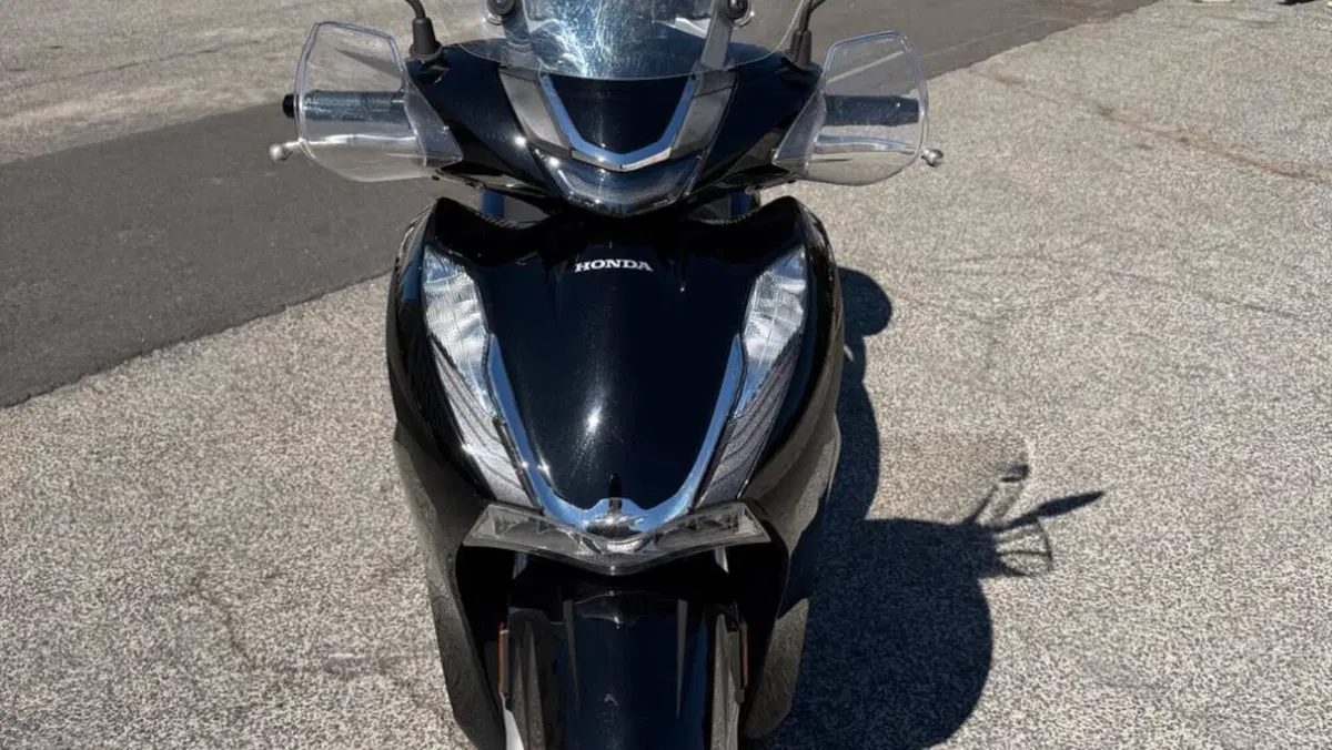 Honda SH 350 (2021 - 24)  (3)