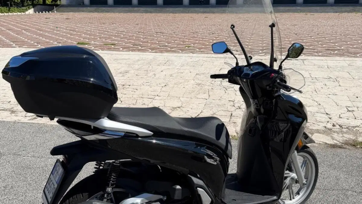Honda SH 350 (2021 - 24)  (7)