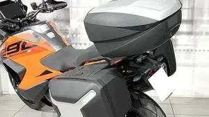 KTM 1290 Super Adventure S (2021 - 25)  (3)