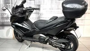 Kymco AK 550 (2017 - 19)  (2)