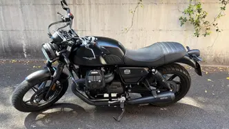 Moto Guzzi V7 Stone (2021 - 24) usata