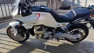 Moto Guzzi V100 Mandello (2022 - 24) 