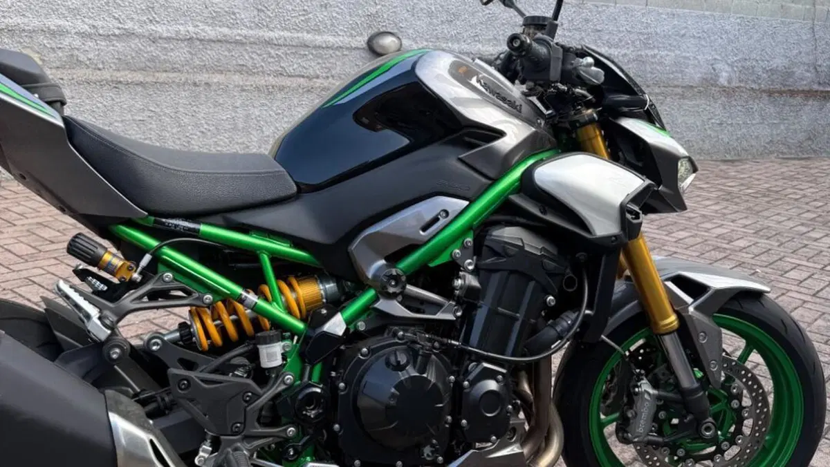 Kawasaki Z 900 SE (2025 - 27)  (8)