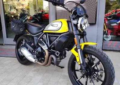 Ducati Scrambler 800 Icon (2023 - 24) - Annuncio 10110038