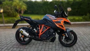 KTM 1290 Super Duke GT (2021 - 25)  (2)