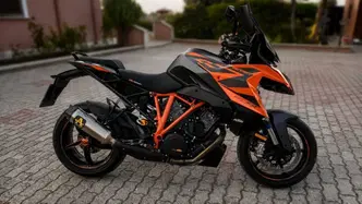 KTM 1290 Super Duke GT (2021 - 25) usata