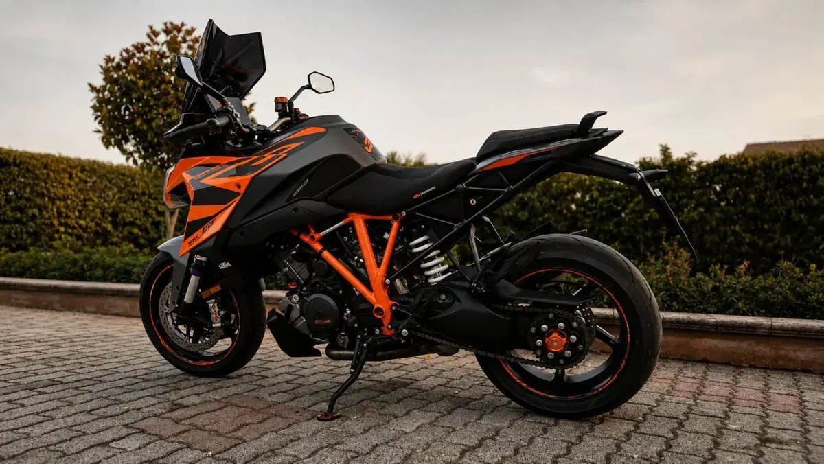 KTM 1290 Super Duke GT (2021 - 25)  (7)