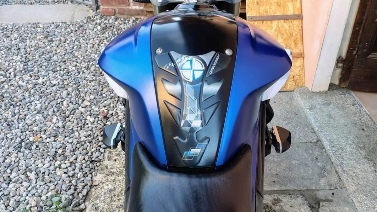 Bmw F 800 R (2015 - 16)  (5)
