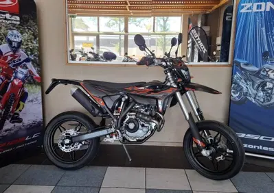 Betamotor RR 125 4T Motard T (2025 - 26) - Annuncio 10110018