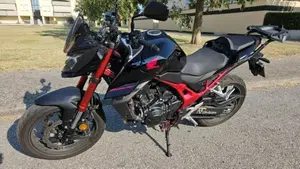 Honda CB 750 Hornet (2023 - 24)  (3)