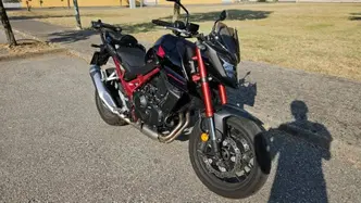 Honda CB 750 Hornet (2023 - 24) usata
