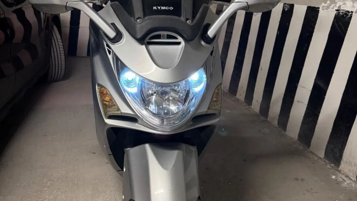 Kymco Xciting 250 (2005 - 06)  (3)