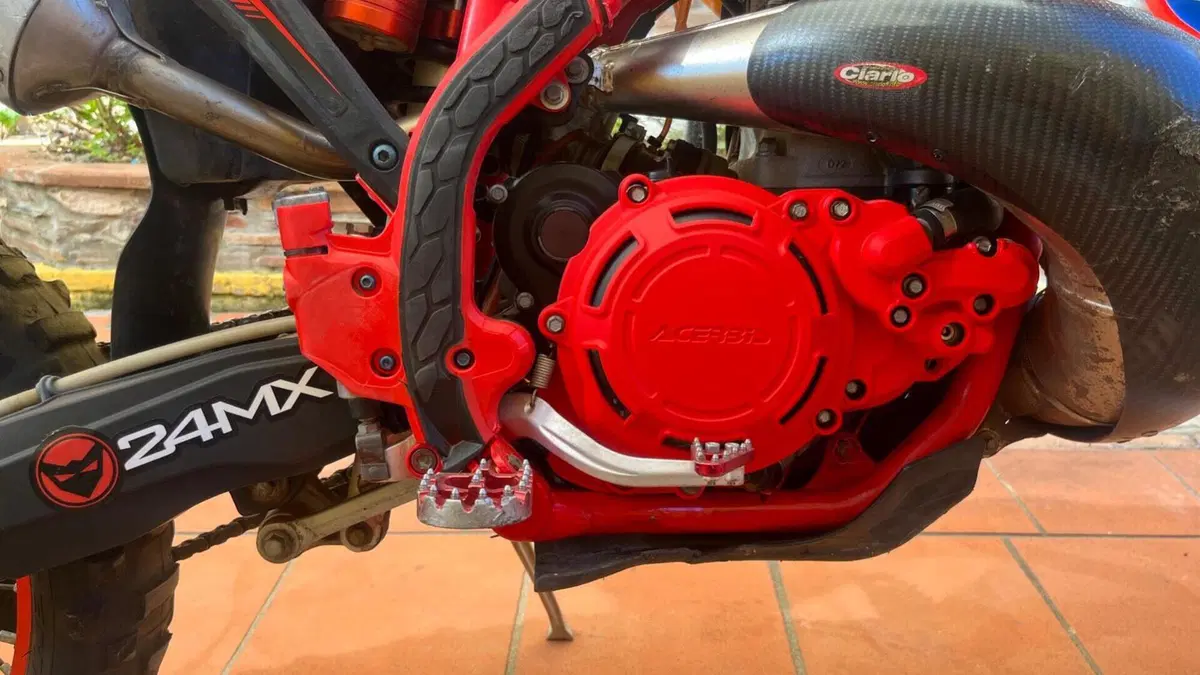 Betamotor RR 300 2T Enduro Racing (2020)  (11)
