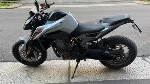 KTM 790 Duke L (2023 - 24)  (6)
