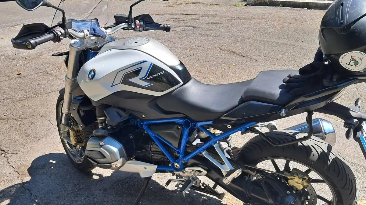 Bmw R 1200 R (2017 - 18)  (3)
